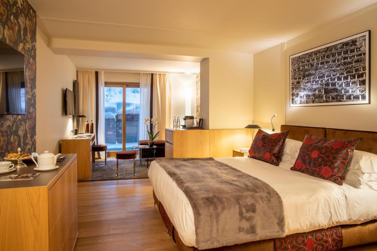 Hotel Hermitage Relais & Chateaux Бройл-Червиня Екстериор снимка