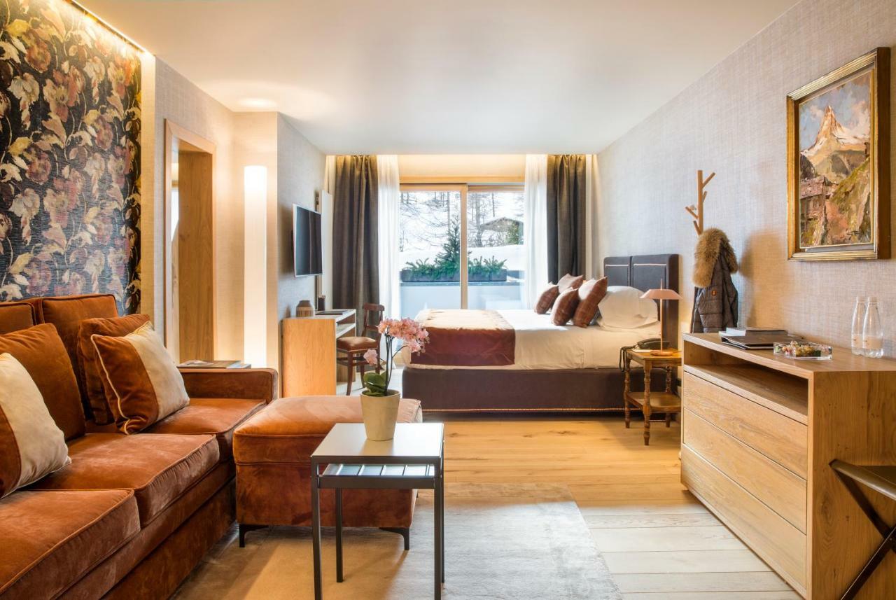 Hotel Hermitage Relais & Chateaux Бройл-Червиня Екстериор снимка