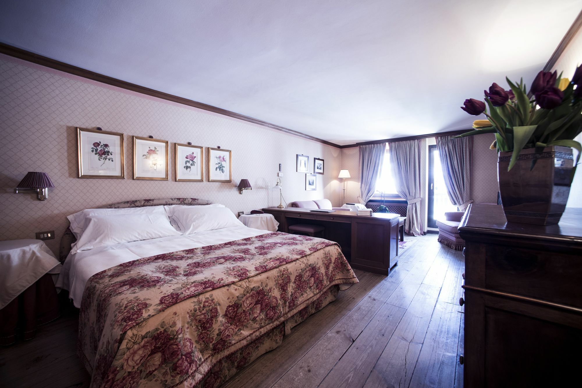 Hotel Hermitage Relais & Chateaux Бройл-Червиня Екстериор снимка